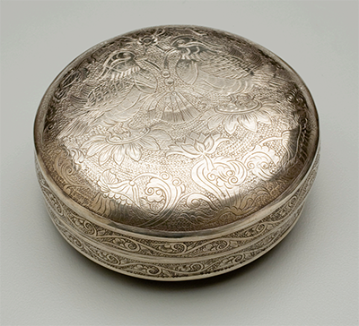 silver cosmetic case from China, 960-1279