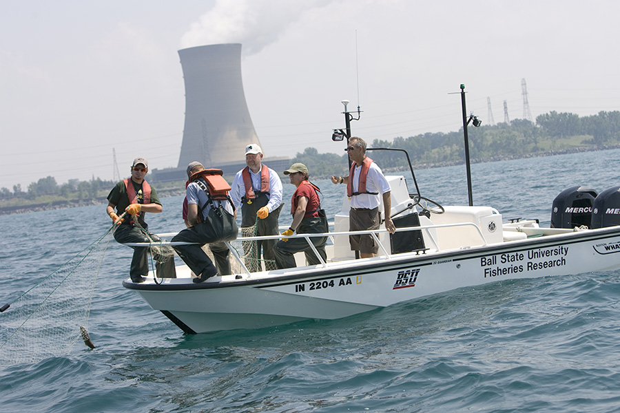 BSU students use a boat for research