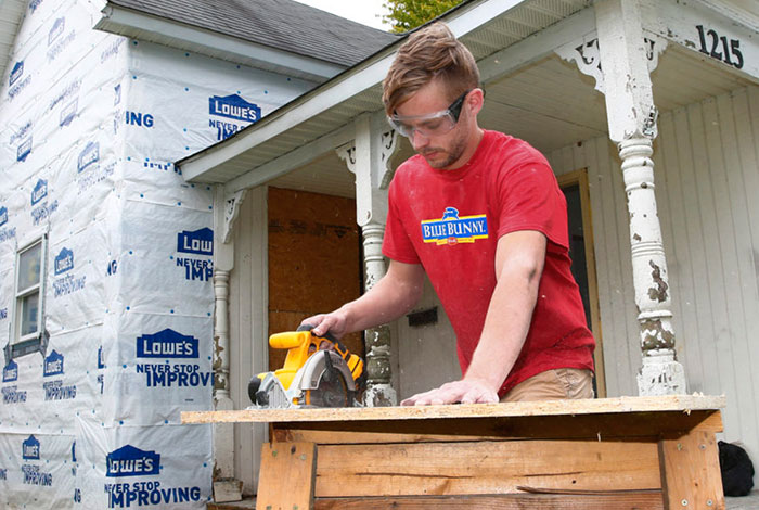Student works on Home Rehab