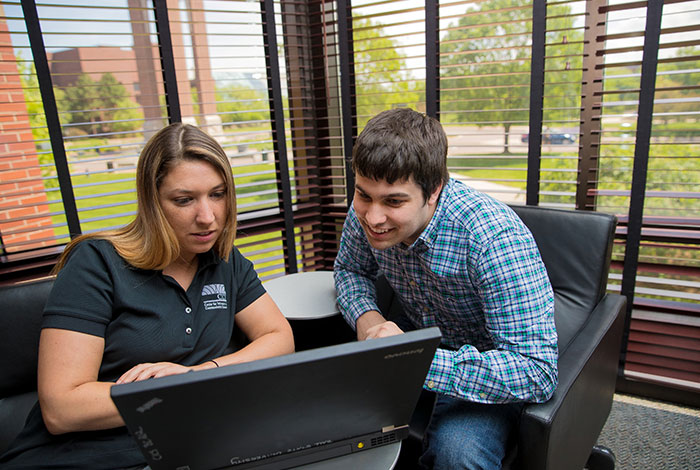 Students work together