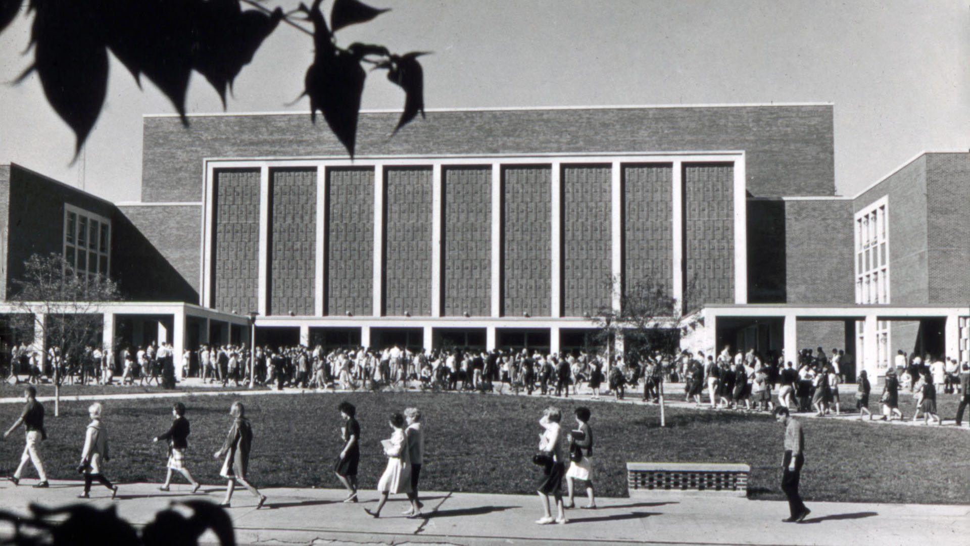 Emens Auditorium Muncie In Seating Chart