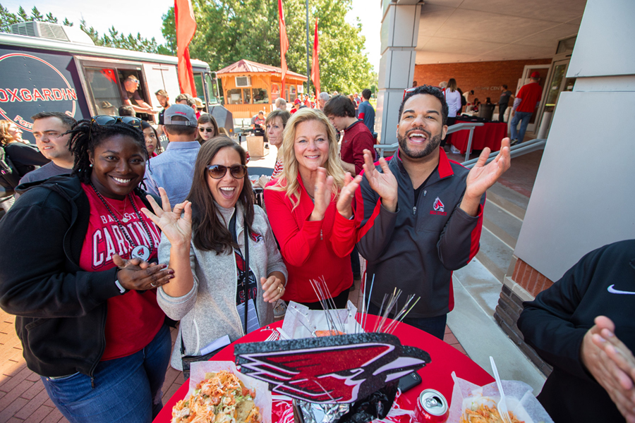 Greek Life alumni posing