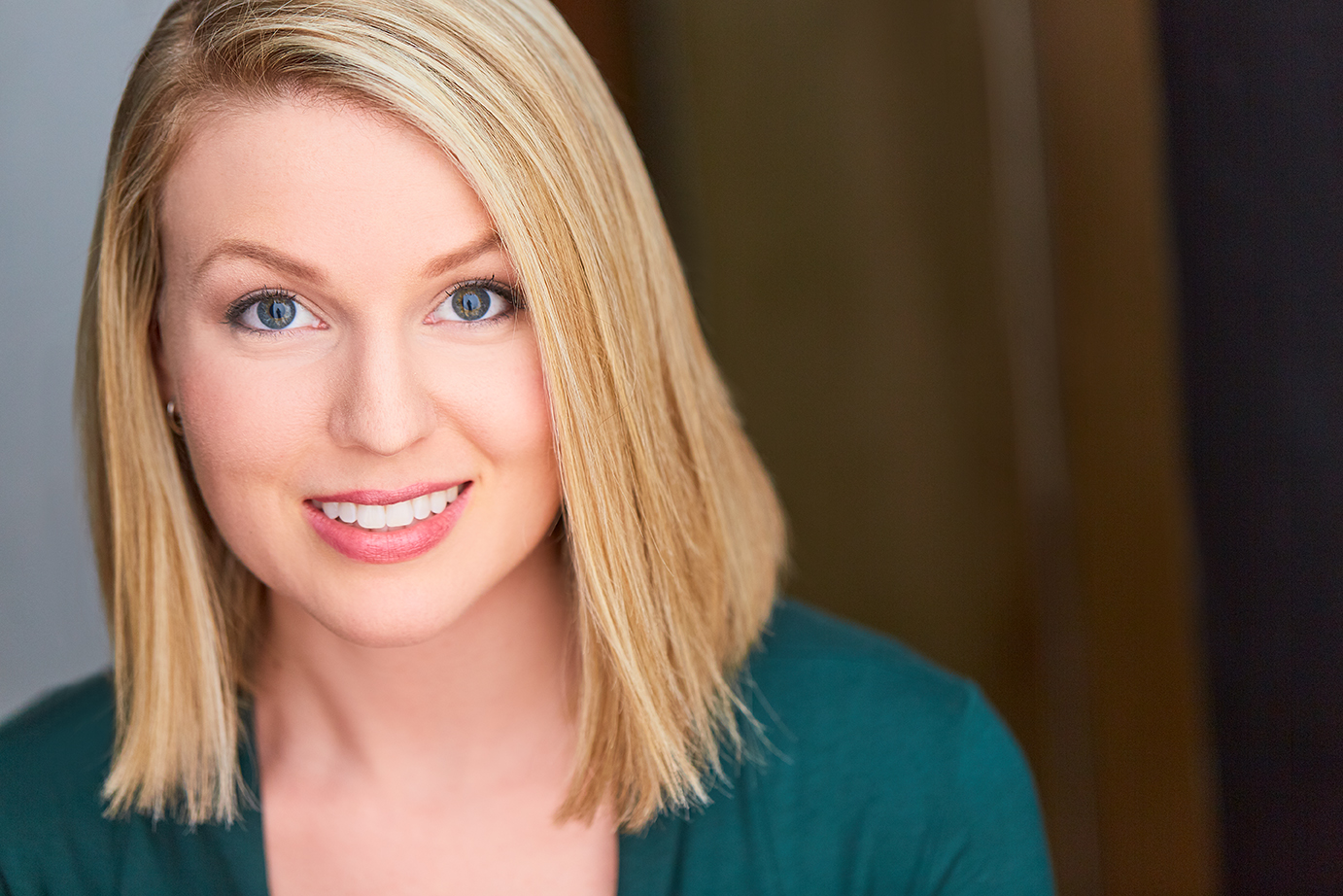 Meg Warner Headshot