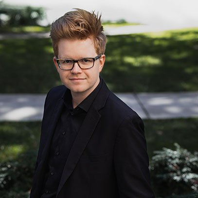 Pianist Carter Johnson, image credit Sophia Szokolay