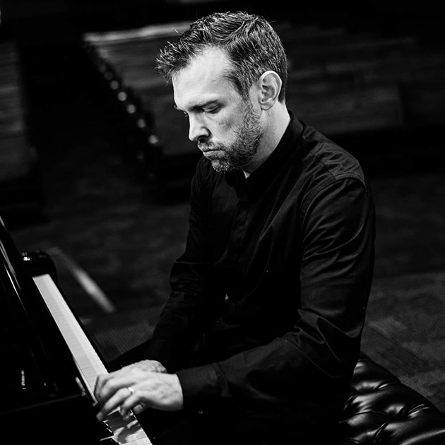 pianist Douglas Jurs