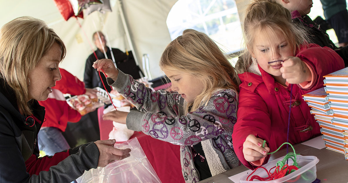 children at Centennial Roadshow in Valparaiso